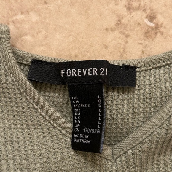 Shirt bundle - Picture 7 of 11